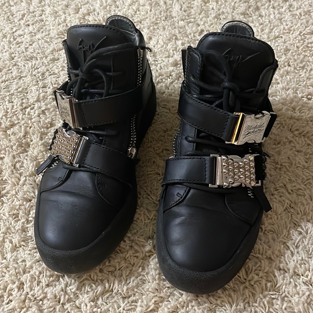 Giuseppe Zanotti , Michael Jackson Tribute. Very detailed fun shoe